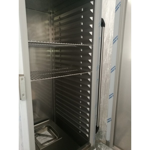 Ουδέτερο Banquet τρόλεϊ για 11 GN 2/1 ή 22 GN 1/1 RNT ONBA70182 4480